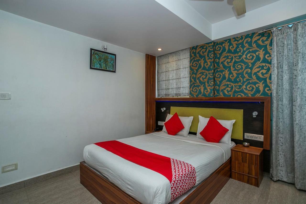 Itsy Hotels Elmas Golden Key Bangalore Exterior photo